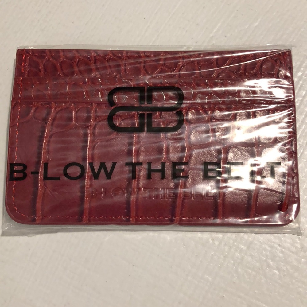 B-Low the Belt croc card case from FabFitFun box.